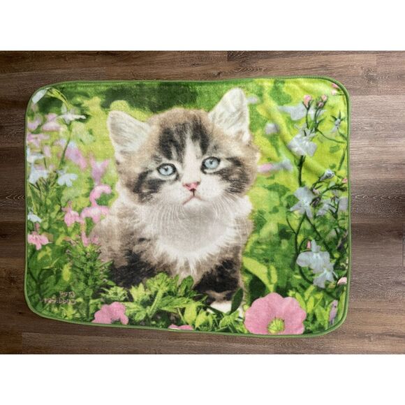 Northwest Co. Greg Cuddiford Kittens & Flowers Fleece Throw Blanket 46”x59” Cats - Picture 5 of 7